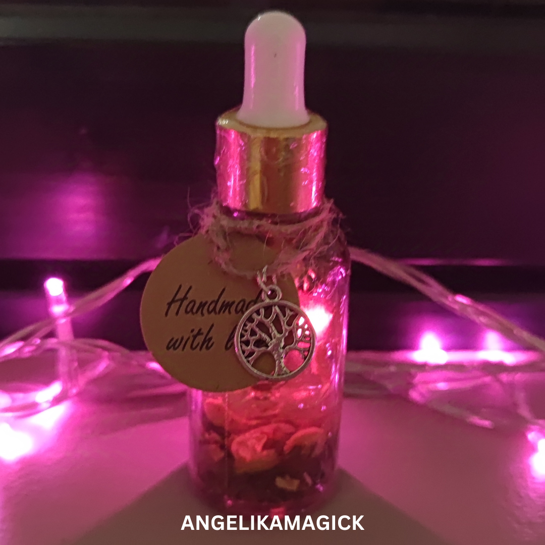 Yksi 30 ml pullo käsintehtyä rituaali- ja maagista öljyä PLUS yksi 5 ml pullo LAHJA - Aikomusöljy - Loitsuoil - Hekilahjaöljy - Angelika Magick